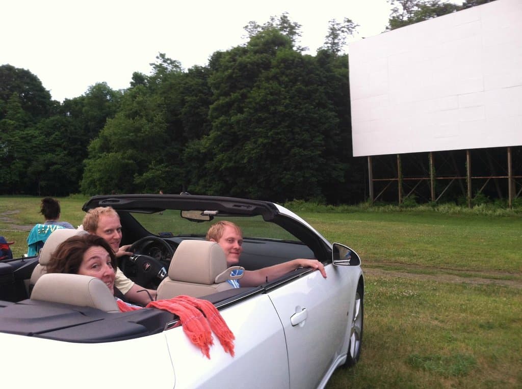 drive - in theatre / auto cine
