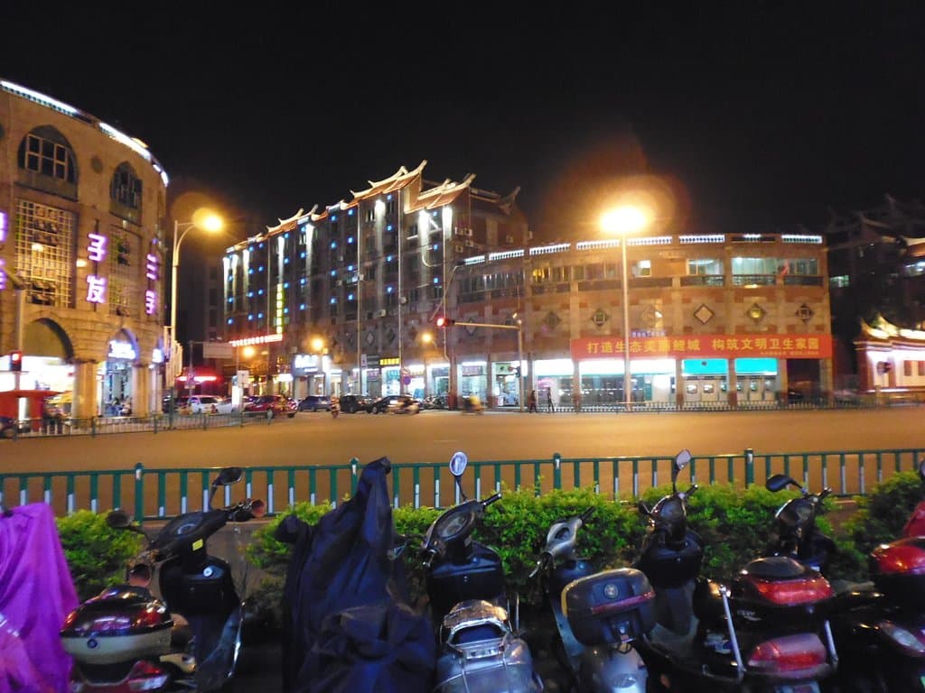 tumen street shopping area