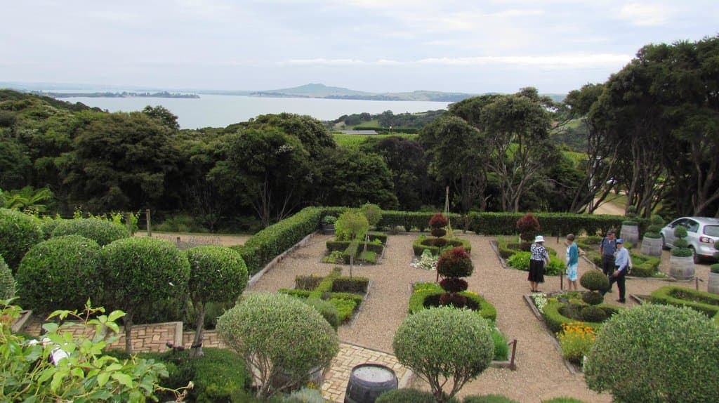 rodeada de verde, para chegar na Mudbrick melhor pegar taxi