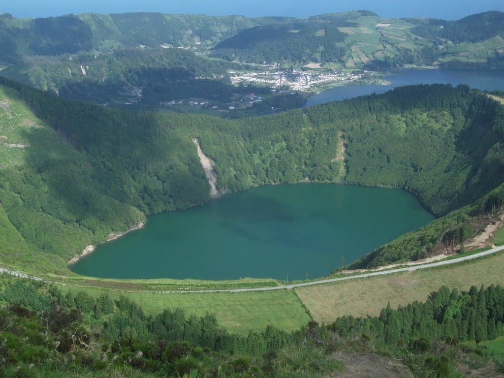 Close up of Lagoa da Santiago