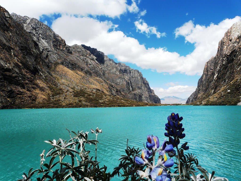 Portachuelo de Llanganuco