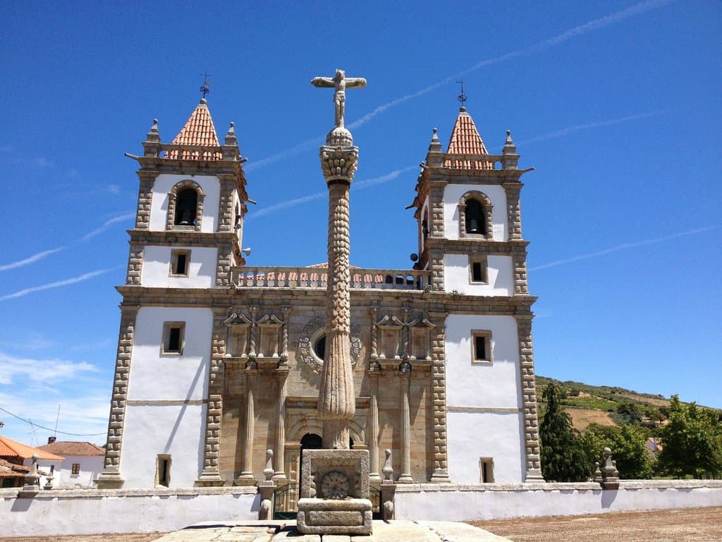 Basilica de Santo Cristo de Outeiro