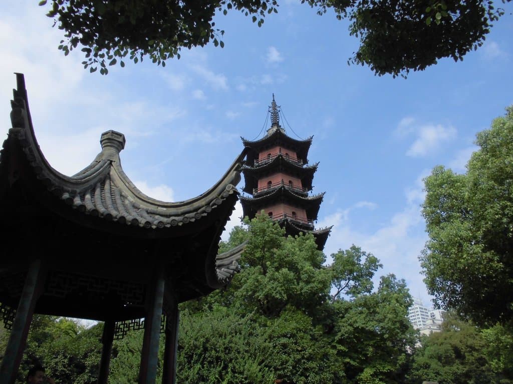 禁毒文化園から見た天封塔