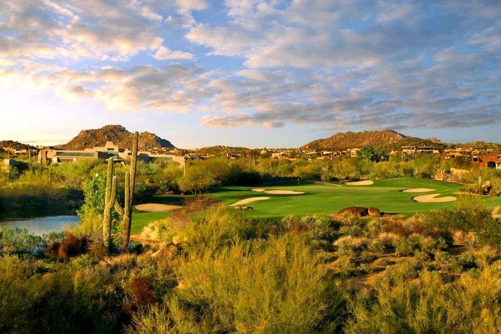#18 Monument Course