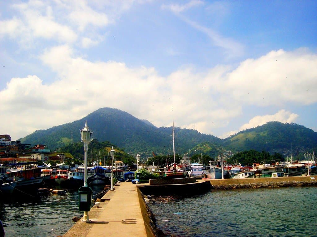 para embargar passa-se aqui