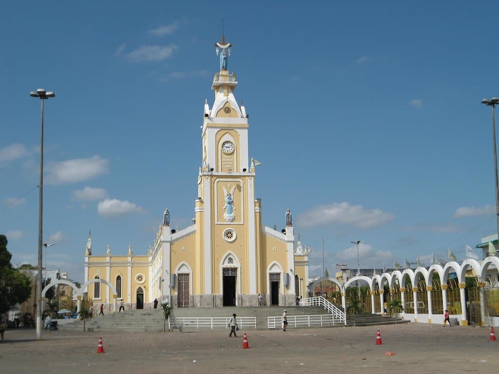 Frente da Igreja