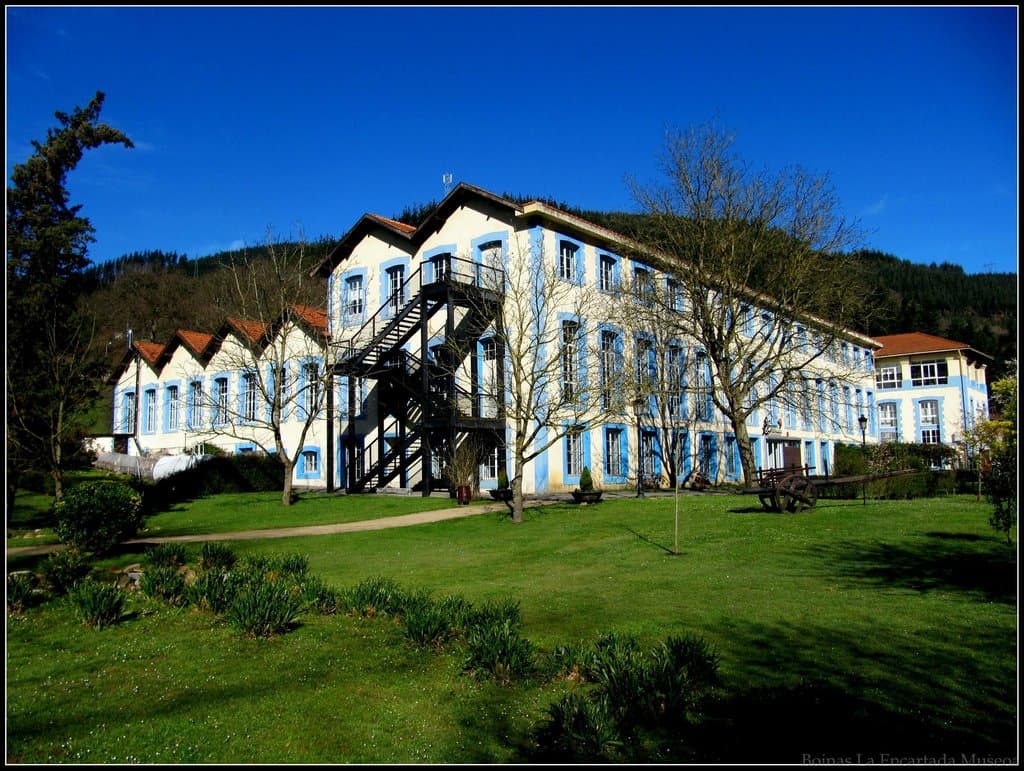 Vista exterior de la fábrica