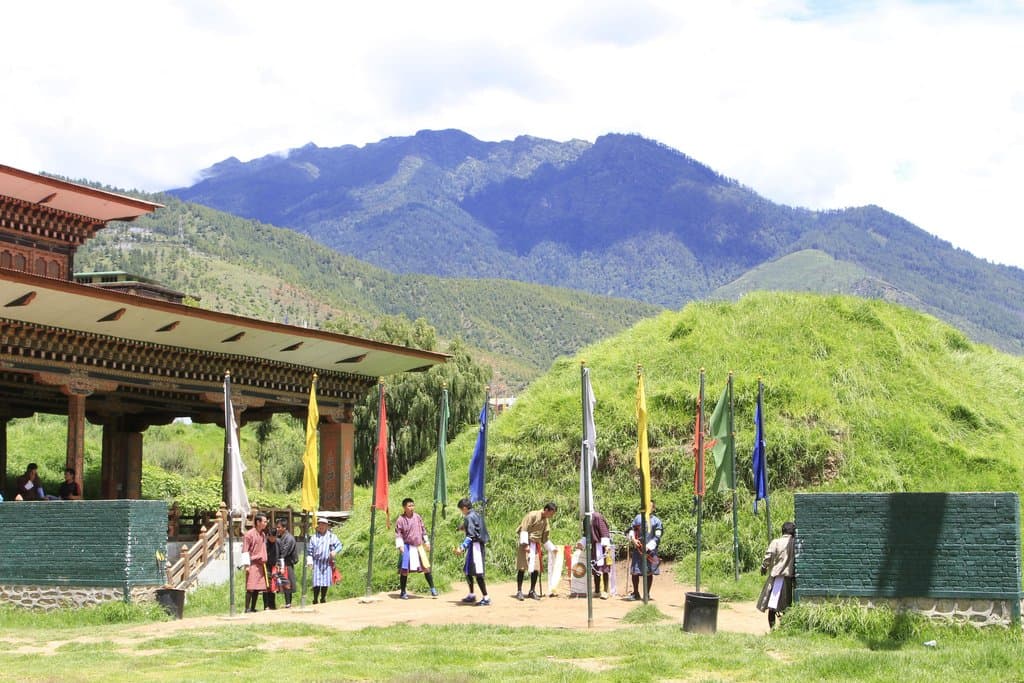 Take time to watch the teams plays.