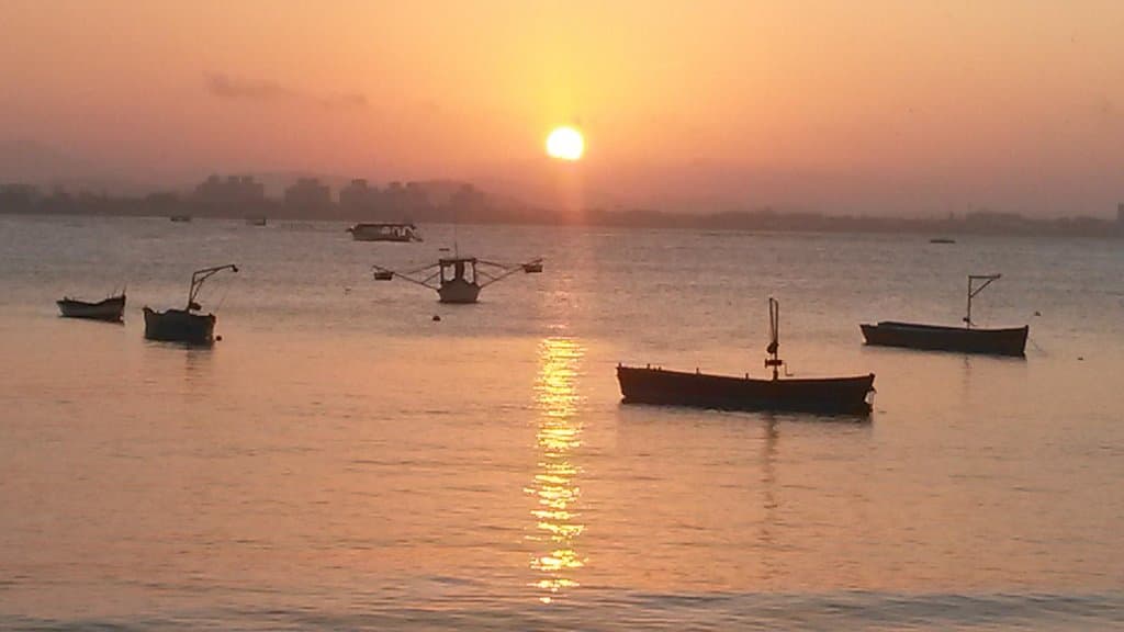 fim de tarde na praia do cascalho