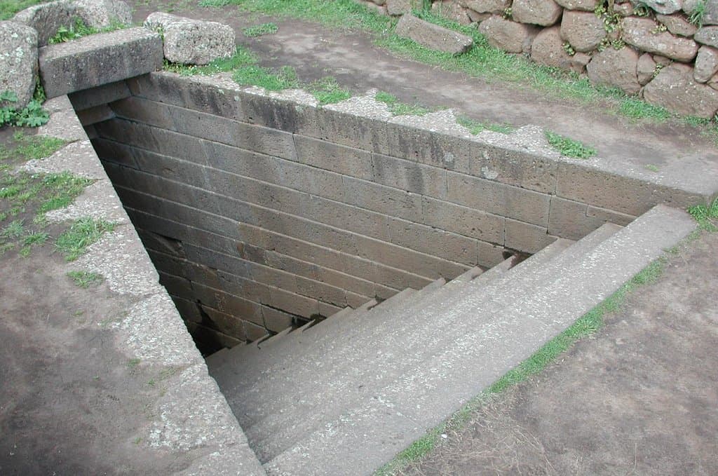 Parco Archeologico di Santa Cristina Paulilatino. Vano scala Pozzo Sacro..