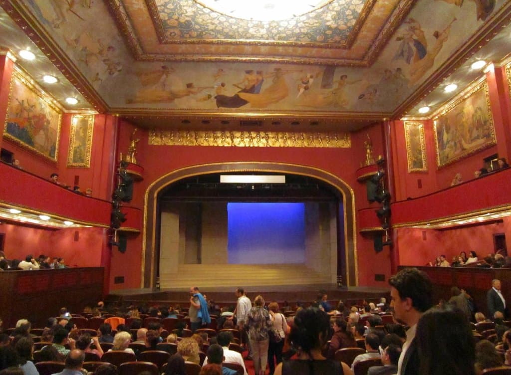 Stage