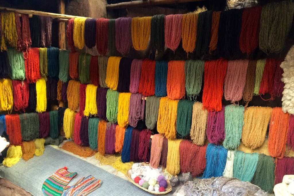many colors of wool