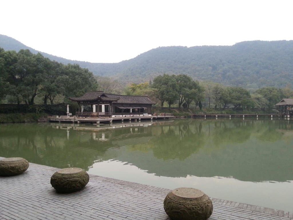 난정내 호수