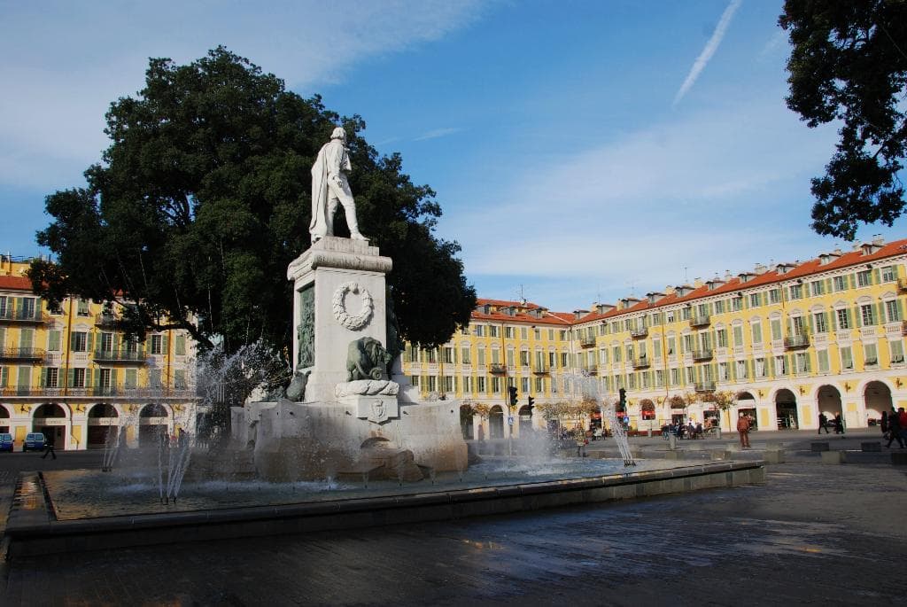 La statue ds sa splendeur