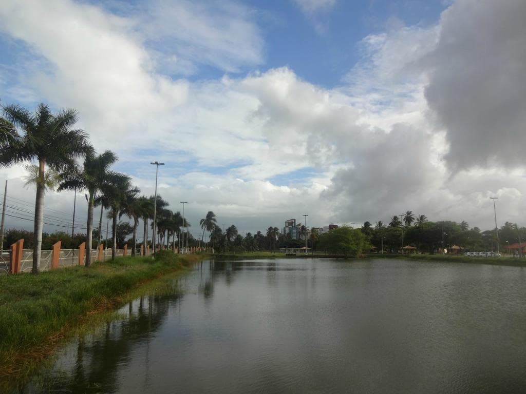 Lago do Parque da Sementeira