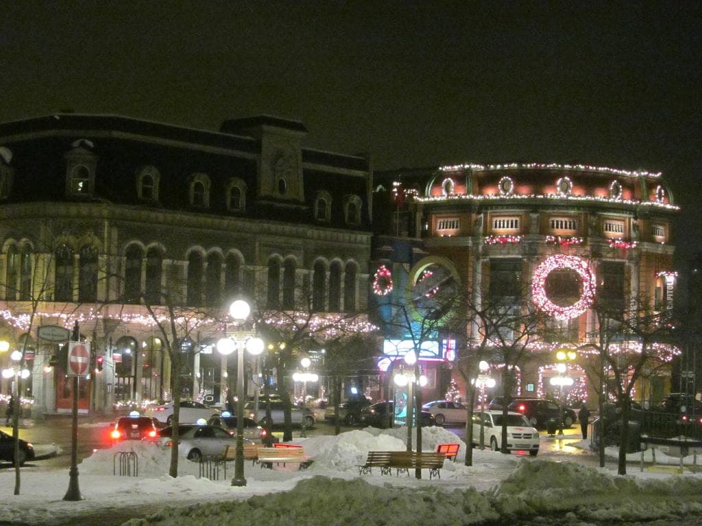 Place D'Youville