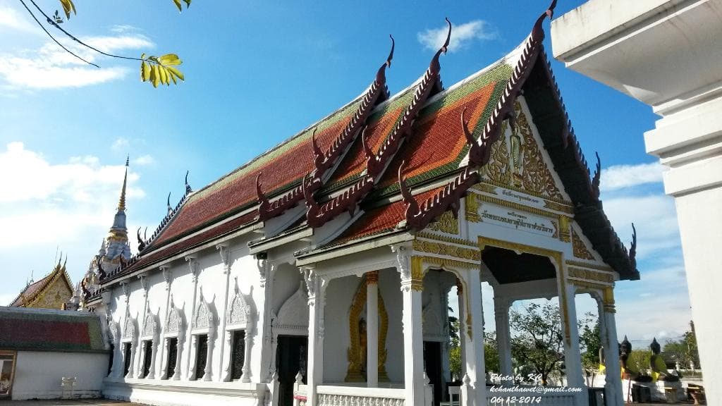 พระวิหารวัดพระบรมธาตุไชยา