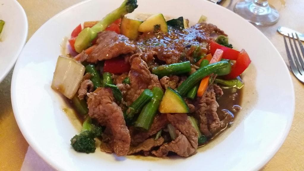 Beef and Vegetables Pad Satay