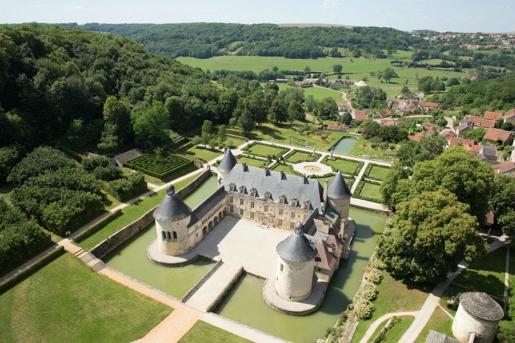Château de Bussy-Rabutin Bussy-le-Grand
