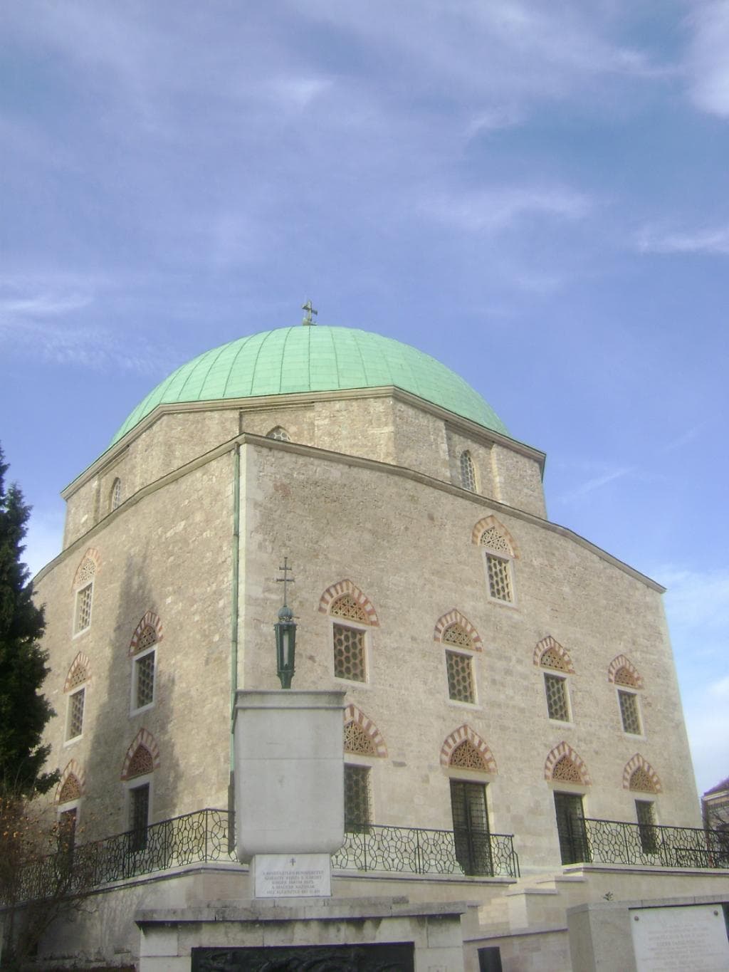 Jakawali Hassan (Jakovali Hassan) Mosque and Museum