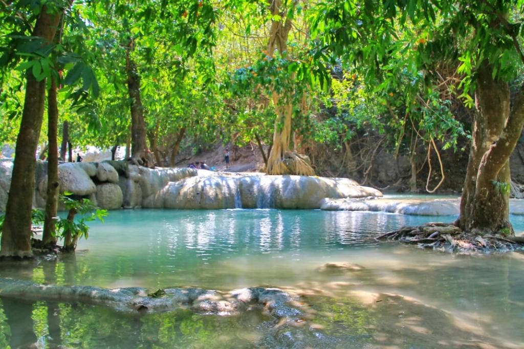 Wang Kan Luang Waterfall