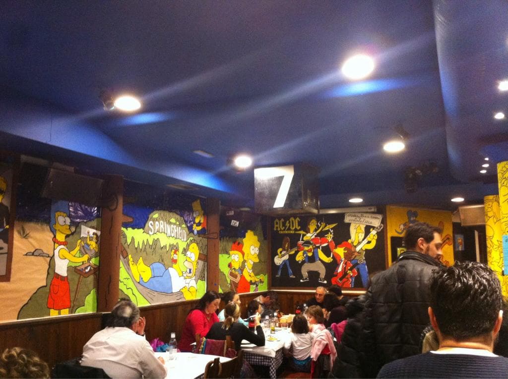 El local decorado para carnavales
