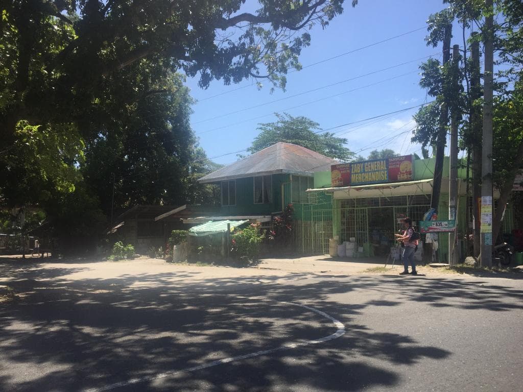 Turn left when you see this next to the Government park with the big statue on the main road fro