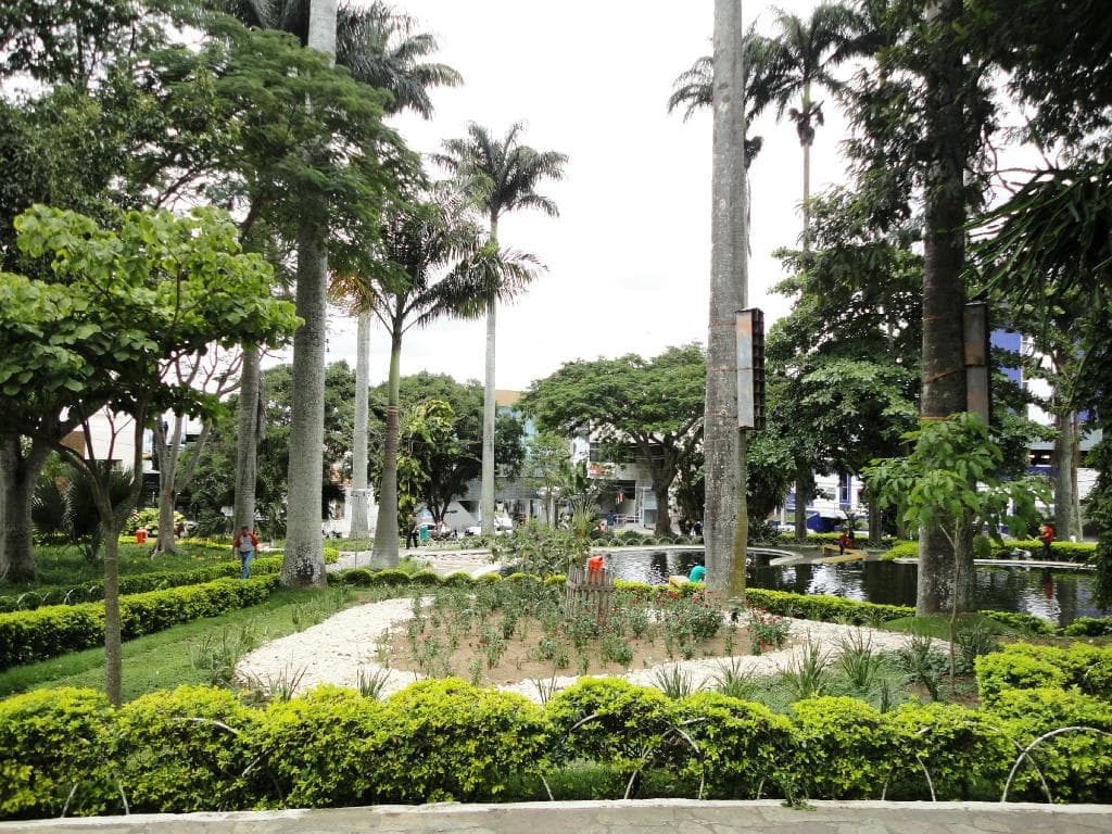 Praça bem cuidada