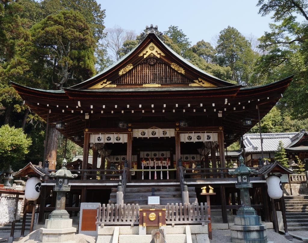 日牟禮八幡宮