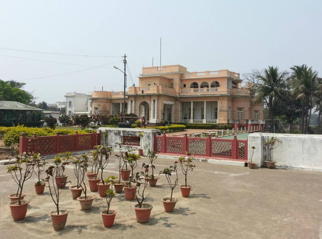 Not the best of pictures, this is the quila house (taken from the roof of their guesthouse)