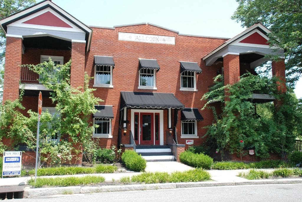 Buildings In LowerTown