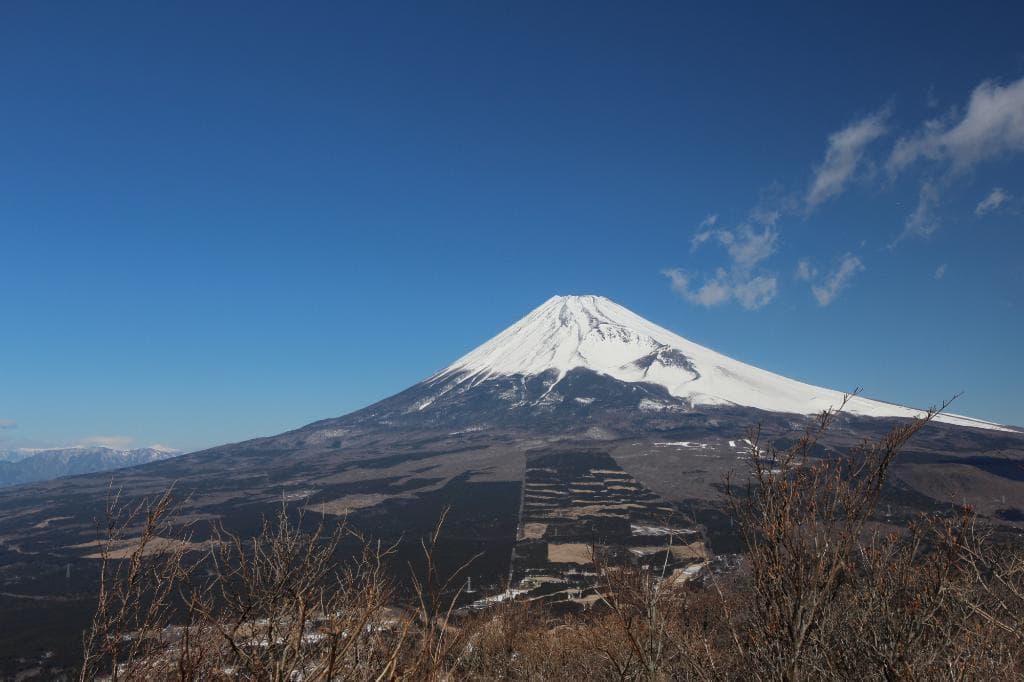 十里木駐車場から30分程登った展望台からの富士山