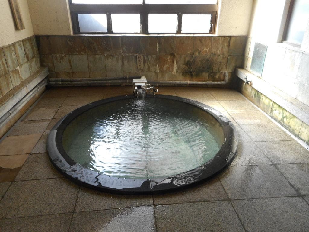 女湯は円形　