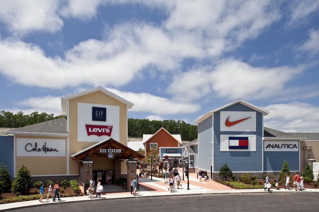 Merrimack Premium Outlets