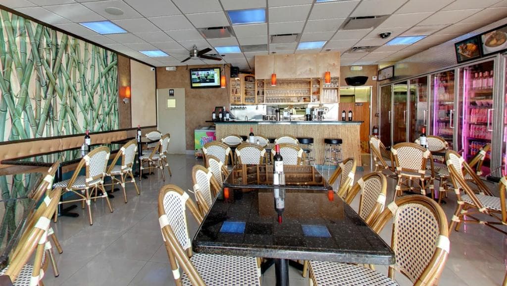 Bamboo de la 40. Excelent Restaurant for the whole family.