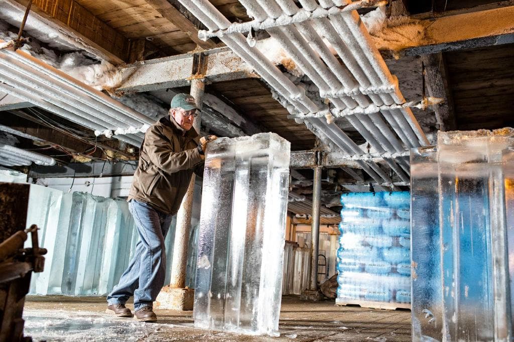 Owner Scott Memhard pushing 335# blocks during a Carhartt photoshoot