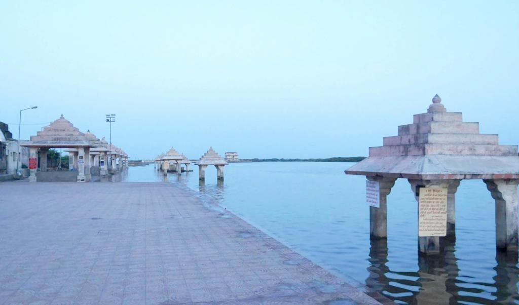 Clean Ghat of Triveni Sangam