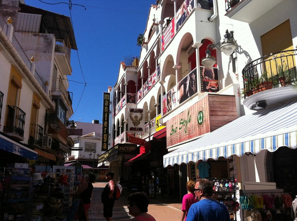 the main street Calle San Miguel