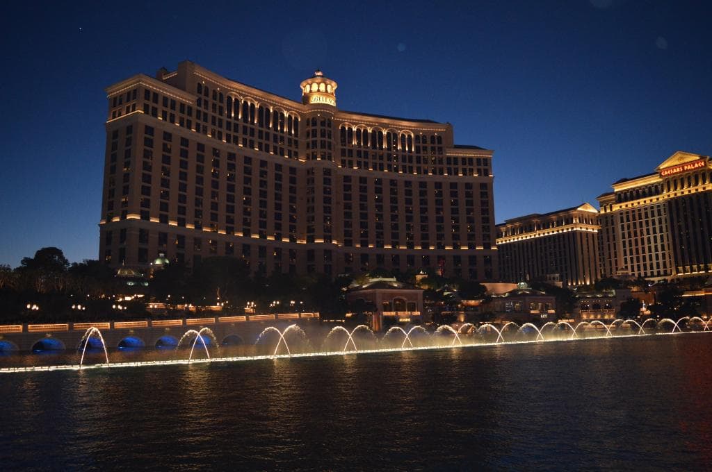 Night Time Fountains 1