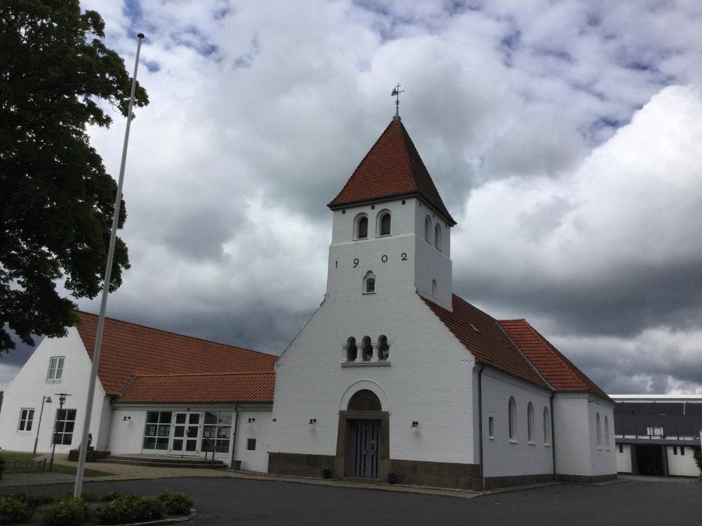 Bangsbostrand Kirke