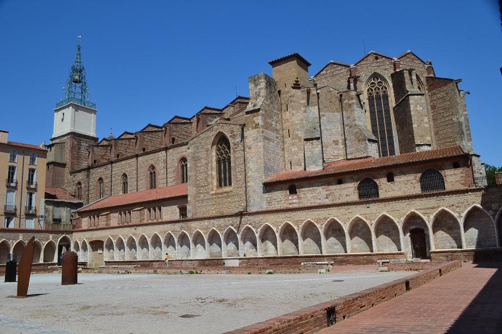 Cloître cimetière