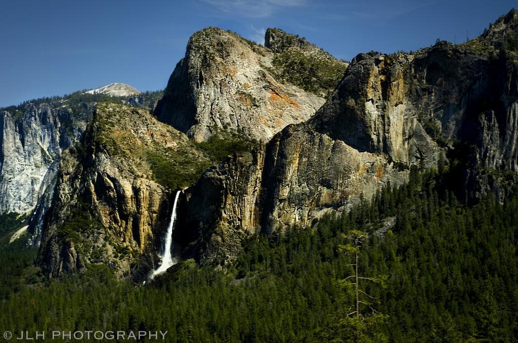 Bridaveil falls desde el mirador del tunel