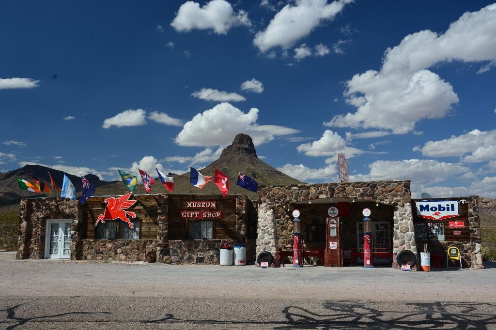 Cool Springs Station