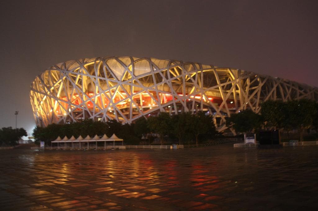 Птичье гнездо (Национальный стадион) ночью