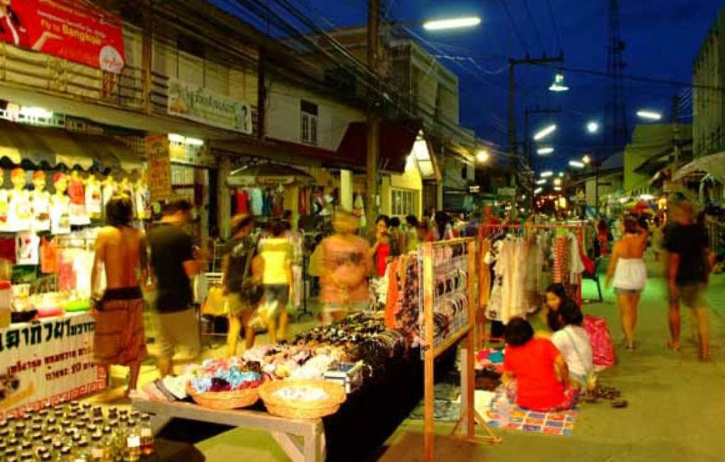 ท่านที่แวะไปเที่ยว ต้องเห็นกับตาด้วยตนเองนะครับ เยอะมาก