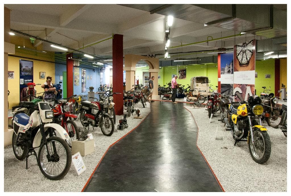 Exposition Motobécane