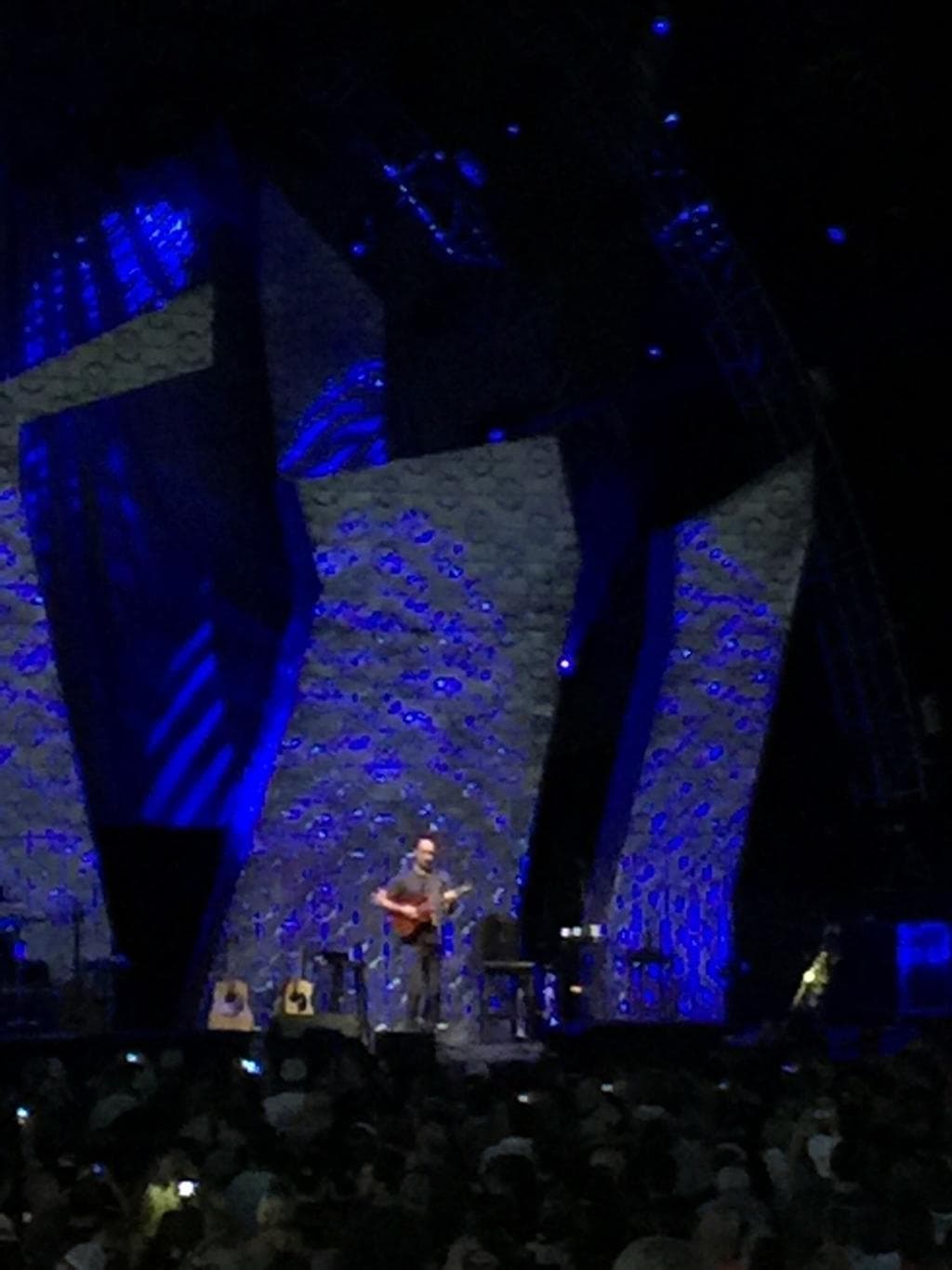 Dave Mathews Band acoustic set