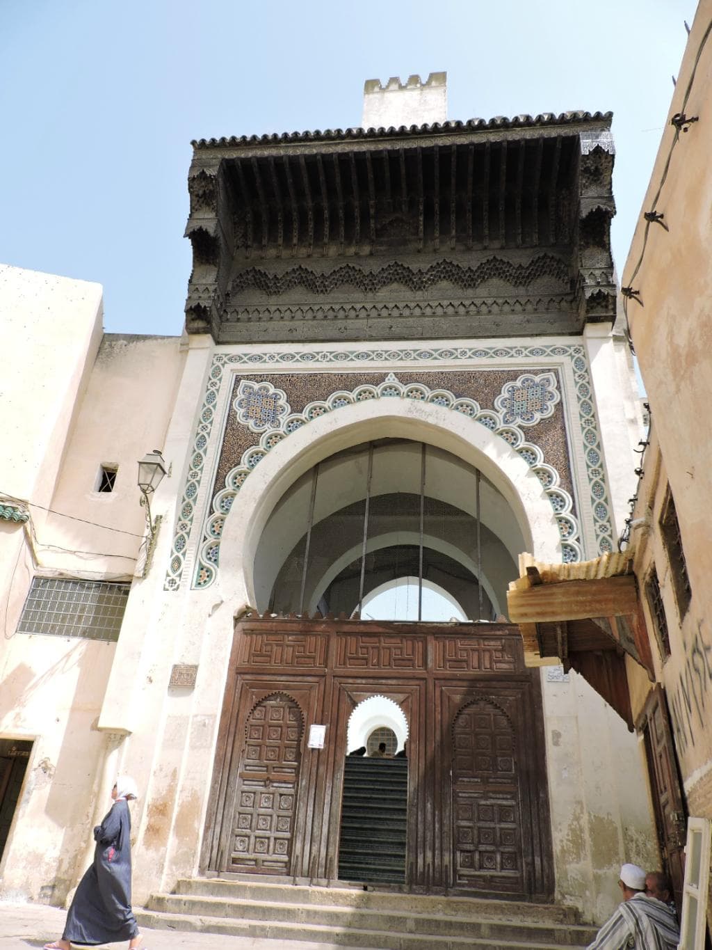 Вход в Андалузскую мечеть