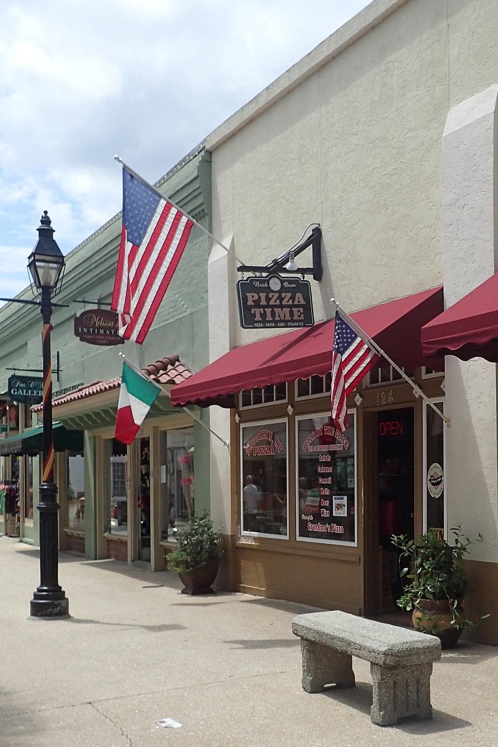 Pizza Time exterior