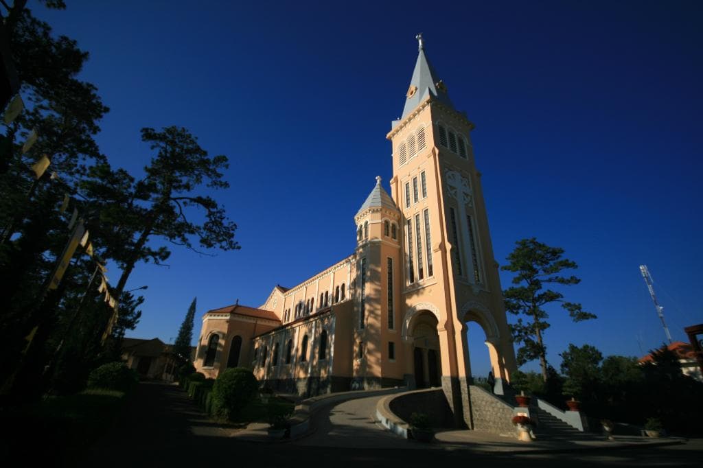 วิหารแห่งดาลัด